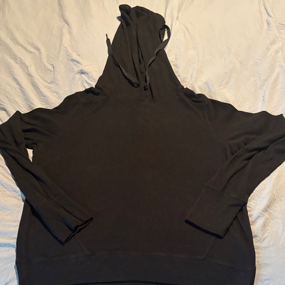 Evereve Black Pullover Top